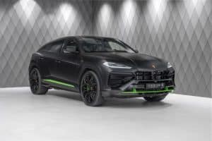 LAMBORGHINI Urus 451132025 4