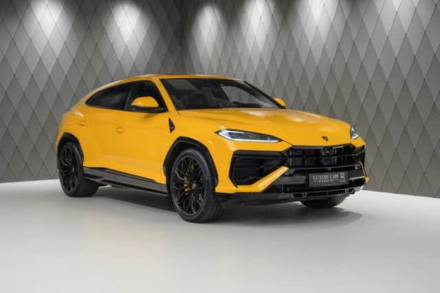 LAMBORGHINI Urus 462254202